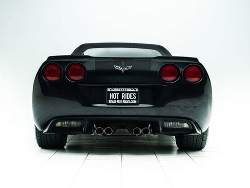 Used 2012 Chevrolet Corvette Convertible w/ 4LT Preferred Equipment Group image 16