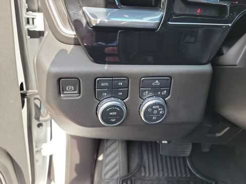 Used 2023 GMC Sierra 1500 Elevation w/ X31 Off-Road Package AWD/4WD image 27