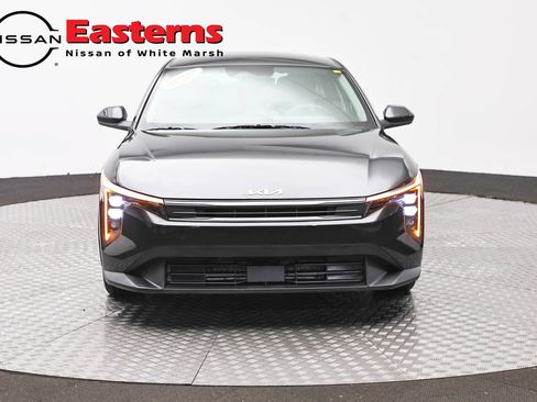 Used 2025 Kia K4 FWD image 2