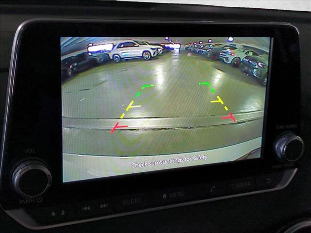Used 2025 Nissan Sentra SV FWD image 13