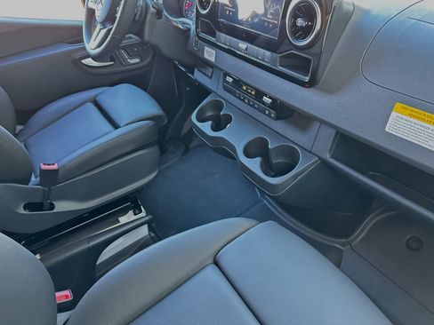New 2024 Mercedes-Benz Sprinter 4500 image 35