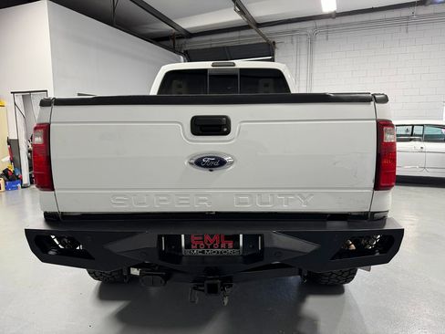 Used 2016 Ford F250 Lariat w/ Lariat Interior Package image 8