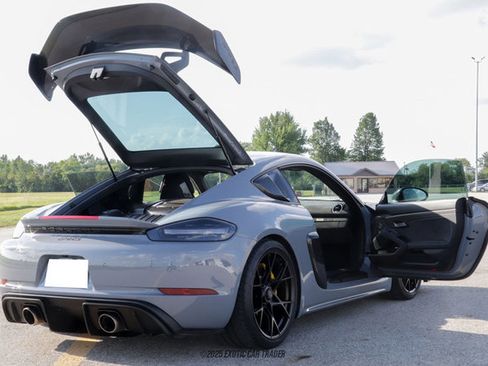 Used 2023 Porsche 718 Cayman GT4 RS image 15