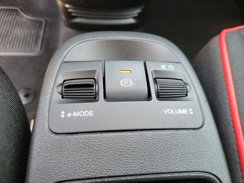 Used 2024 FIAT 500 e (RED) image 35