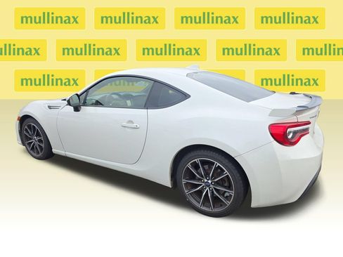 Used 2017 Subaru BRZ Limited RWD image 11