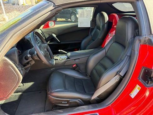 Used 2011 Chevrolet Corvette Convertible w/ 1LT RWD image 13