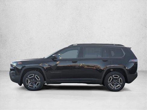 New 2026 Jeep Cherokee Laredo image 5