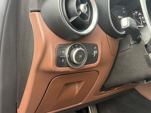 Used 2018 Alfa Romeo Stelvio Ti Sport AWD/4WD image 14