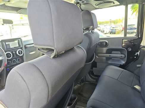 Used 2008 Jeep Wrangler Unlimited Sahara w/ Trailer Tow Group image 11