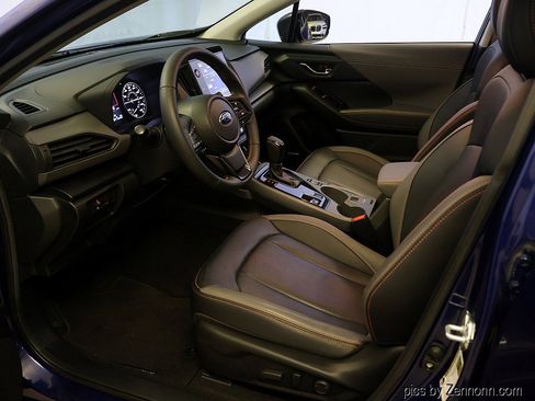 Used 2024 Subaru Crosstrek 2.5i Limited AWD/4WD image 11