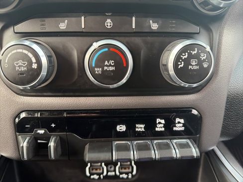 Used 2022 RAM 2500 Big Horn w/ Level A Equipment Group image 37