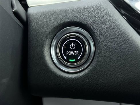 Used 2023 Cadillac Lyriq 2WD image 17