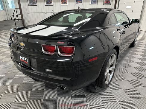 Used 2010 Chevrolet Camaro SS w/ RS Package RWD image 8