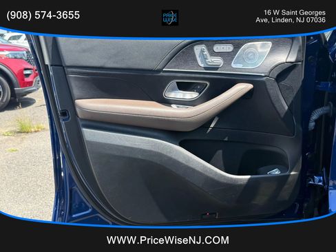 Used 2021 Mercedes-Benz GLS 450 4MATIC image 7