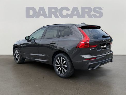 Certified 2024 Volvo XC60 B5 Plus w/ Protection Package Premier AWD/4WD image 5