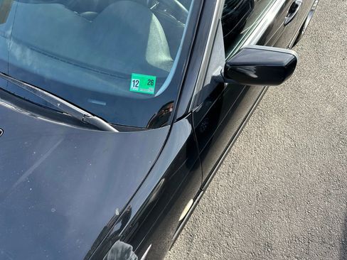 Used 2001 BMW 330i Sedan image 23