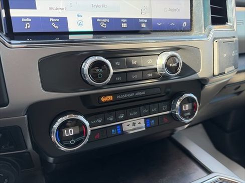 Used 2022 Ford F350 Lariat w/ Lariat Ultimate Package AWD/4WD image 20
