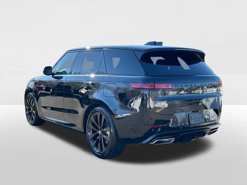 Used 2025 Land Rover Range Rover Sport Dynamic SE image 2