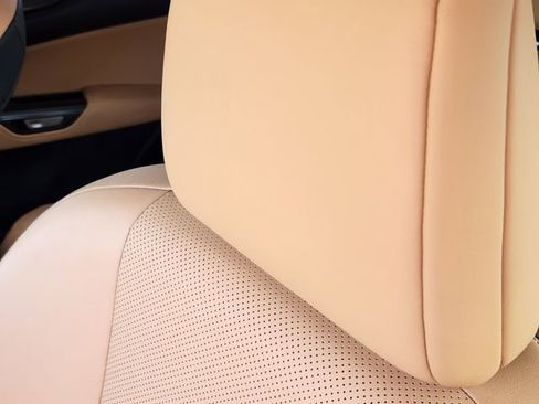 Used 2025 Lexus NX 250 FWD w/ Accessory Package (2T) image 15