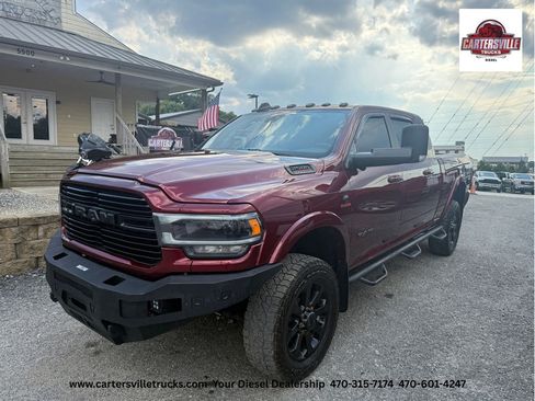 Used 2021 RAM 2500 Laramie w/ Night Edition AWD/4WD image 2