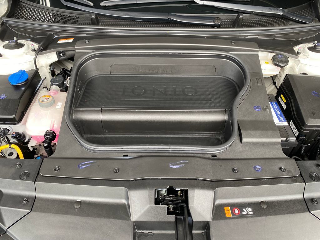 Used 2024 Hyundai Ioniq 6 Limited RWD image 10