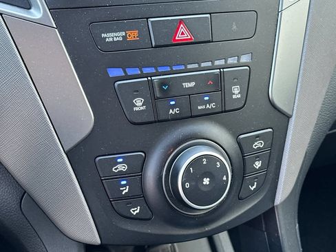 Used 2018 Hyundai Santa Fe Sport FWD image 20