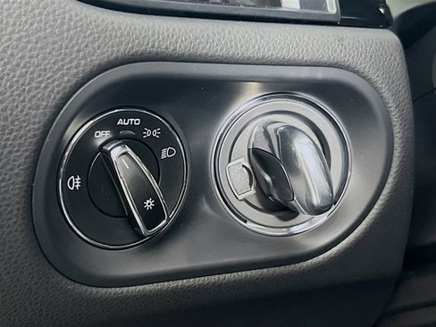 New 2026 Porsche Macan image 11