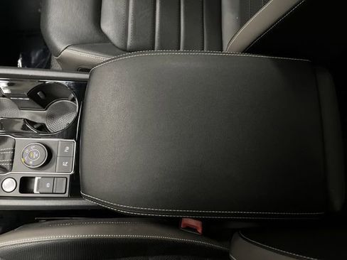 Used 2023 Volkswagen Atlas SEL Premium image 22