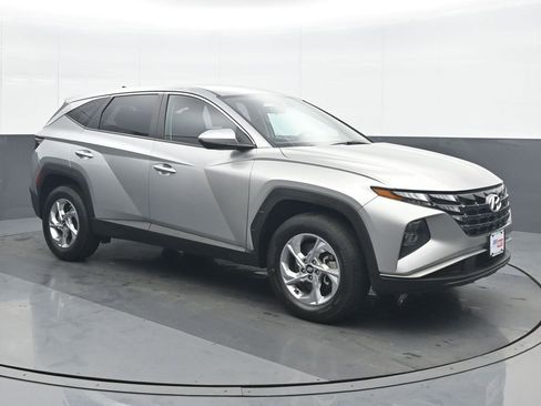 Used 2023 Hyundai Tucson SE AWD/4WD image 9