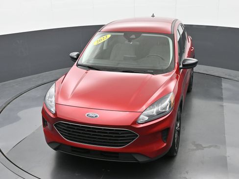 Used 2022 Ford Escape SE w/ SE Sport Appearance Package AWD/4WD image 35