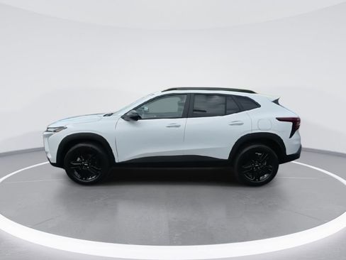 New 2026 Chevrolet Trax ACTIV w/ Driver Confidence Package FWD image 5