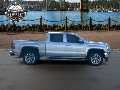 Used 2018 GMC Sierra 1500 SLT w/ SLT Premium Package