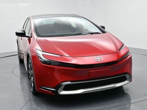 New 2026 Toyota Prius Plug-In Hybrid image 2