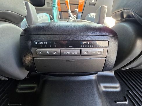 Used 2004 Lexus GX 470 AWD/4WD image 44