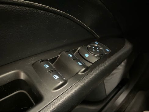 Used 2020 Ford Fusion Titanium image 32