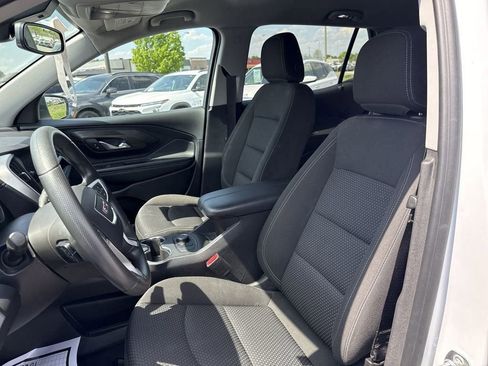Used 2024 GMC Terrain SLE FWD image 21