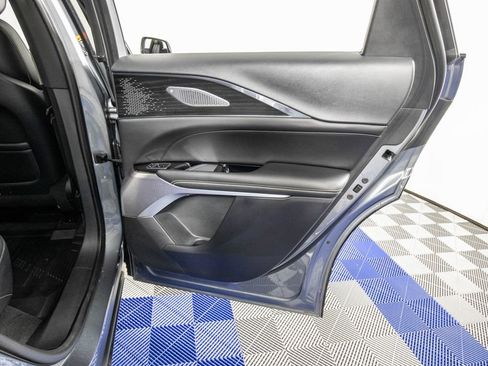 Used 2023 Cadillac Lyriq 2WD image 14