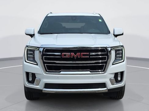 Certified 2021 GMC Yukon SLT w/ SLT Premium Package AWD/4WD image 10