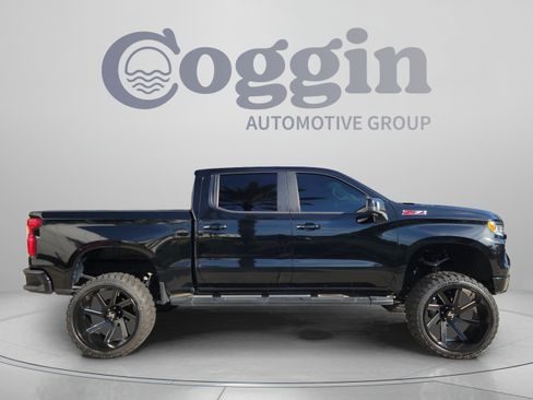 Used 2022 Chevrolet Silverado 1500 RST w/ RST All Star Premium Package AWD/4WD image 4