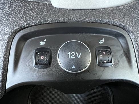 Used 2012 Ford Focus SEL image 22