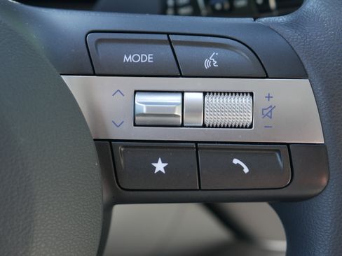 Used 2026 Hyundai Kona SE AWD/4WD image 25
