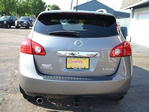 Used 2013 Nissan Rogue SV AWD/4WD image 7