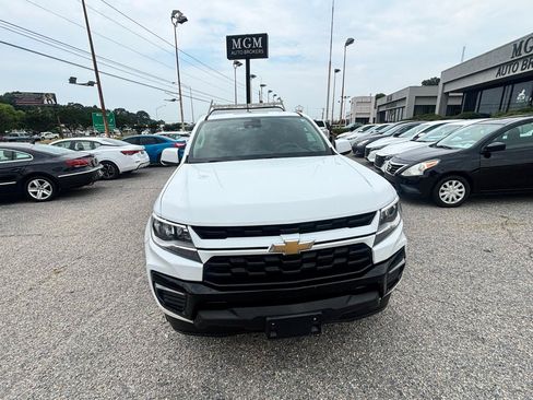Used 2022 Chevrolet Colorado LT w/ Safety Package RWD image 3