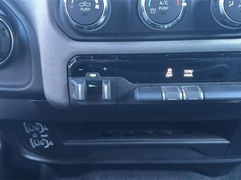 Used 2024 RAM 2500 Big Horn w/ Bed Utility Group image 19