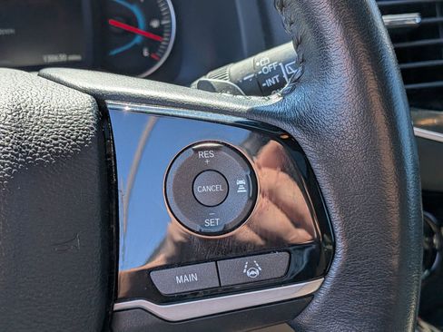 Used 2021 Honda Pilot Touring image 17