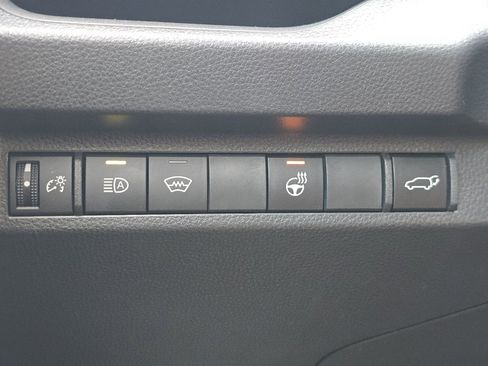 Used 2023 Toyota RAV4 SE w/ Convenience Package AWD/4WD image 7