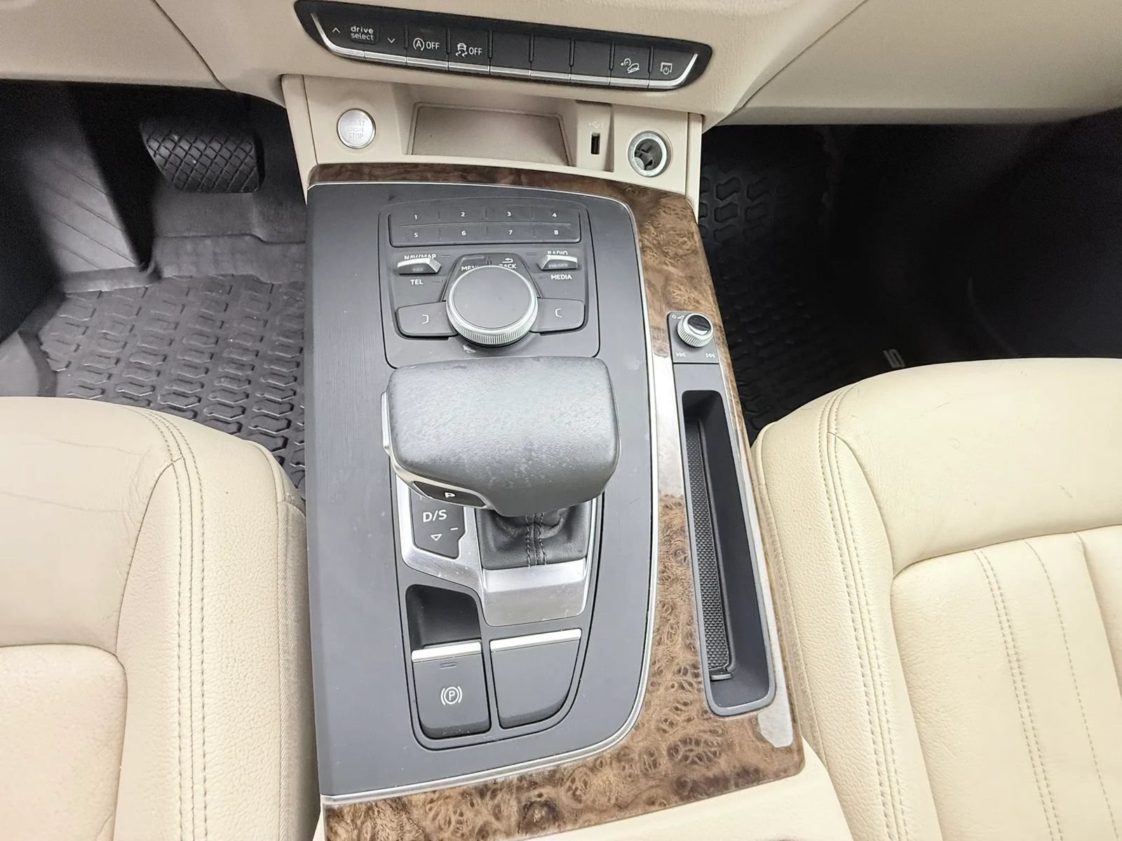 Used 2018 Audi Q5 2.0T Premium w/ Convenience Package AWD/4WD image 24