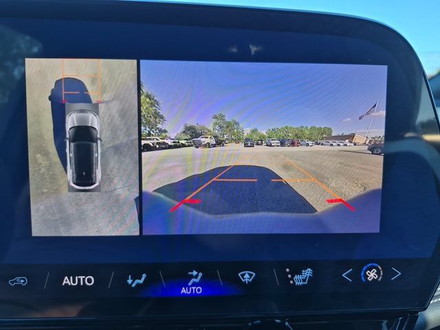 Used 2026 Chevrolet Blazer EV LT FWD image 29