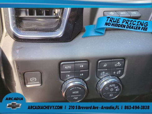 Used 2023 GMC Sierra 1500 Denali Ultimate AWD/4WD image 10