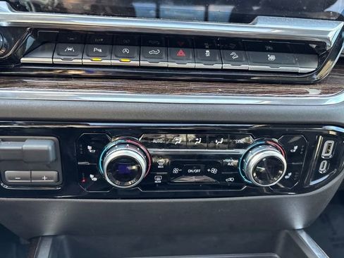 Used 2025 GMC Sierra 1500 Elevation w/ Elevation Premium Package image 19